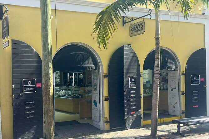 Drinks & Diamonds Shopping Experience in St. Thomas - Key things that make this stop work