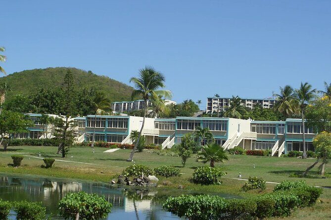 Paradise Taxi & Tours USVI-St Thomas- Airport Transfer Sapphire / Crystal Cove - Time on the road: what 30–45 minutes feels like