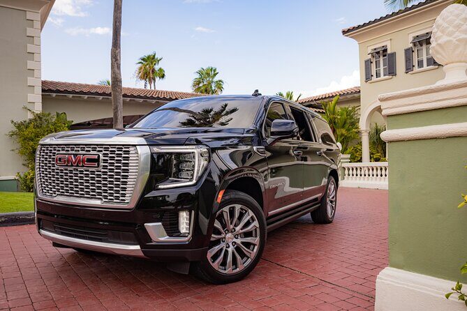 Private Luxury Transportation from St. Thomas Hotel to Airport - The ride itself: luxury comfort plus real island talk