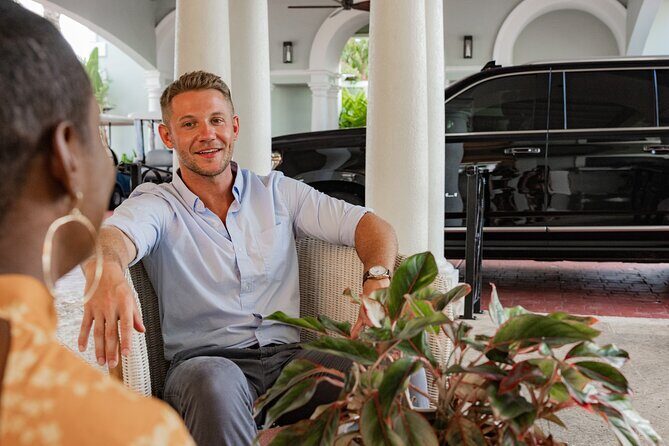 Private Luxury Transportation from St. Thomas Hotel to Airport - Pickup flow: what happens from your hotel to the curb