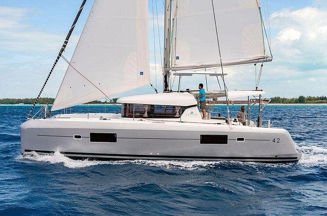 Private St Thomas Luxury Catamaran Trip for Groups up to 24 Guest - Snorkeling gear included: how to get the most out of your swim time
