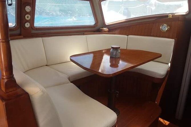 Private Sunset Sailor's Delight from Sapphire Marina - Drinks and snacks: what’s included, what to expect, what to plan